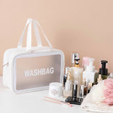 Дорожня косметичка Washbag біла