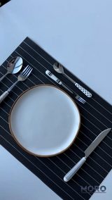 Набір столових приборів M-9073