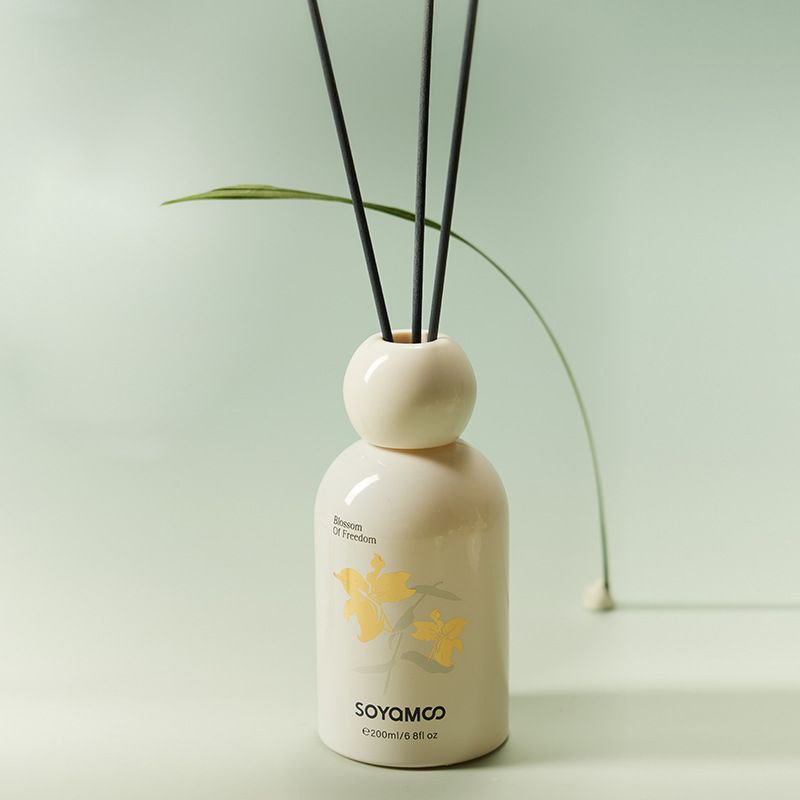 Аромадифузор Moon Gardenia