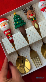 Набір новорічних столових приборів 4 шт M-9946-1