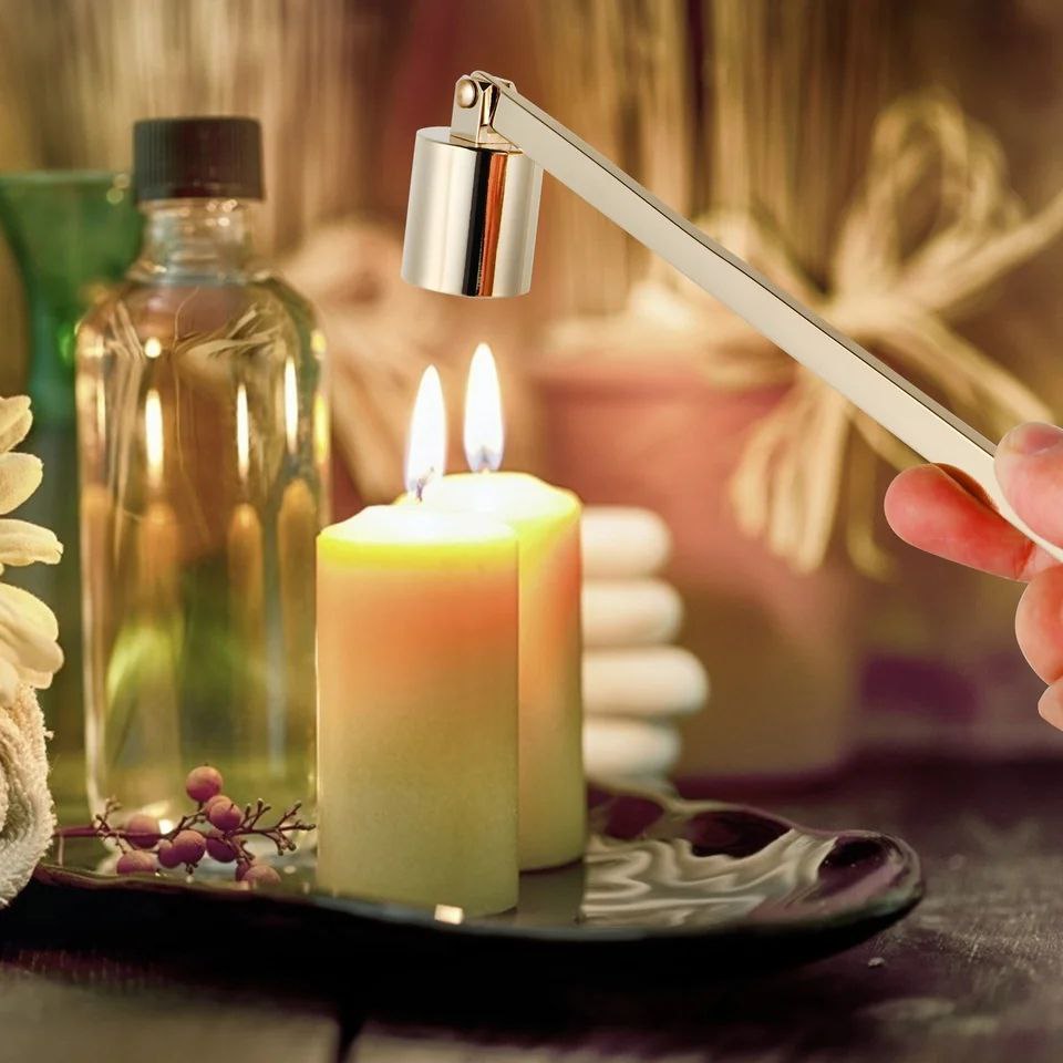 Пристрій для гасіння свічок золотий