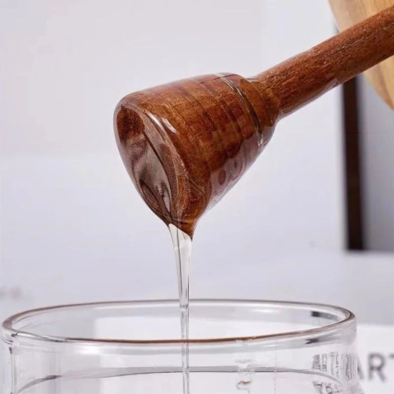 Банка для меду з дерев`яною кришкою